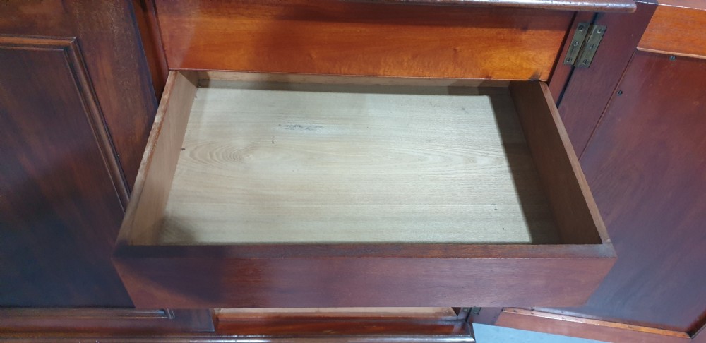 Superb Mahogany Sideboard  Cabinet View X