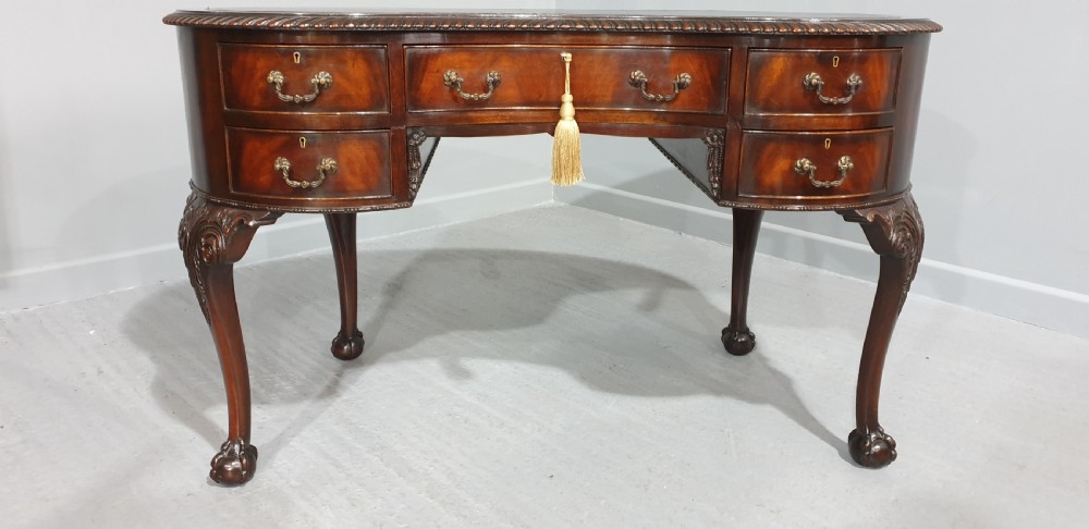 Good Mahogany Kidney Desk View VI