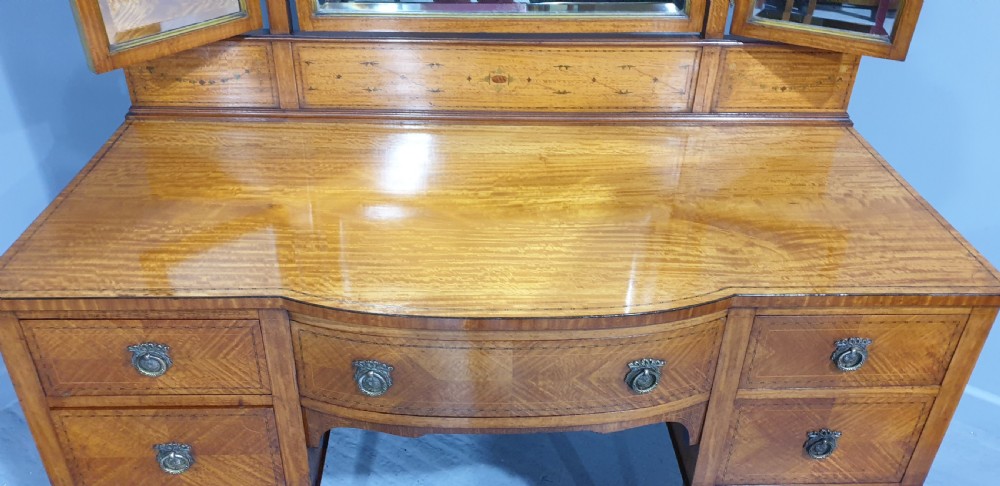Superb Satinwood Dressing Table View VI