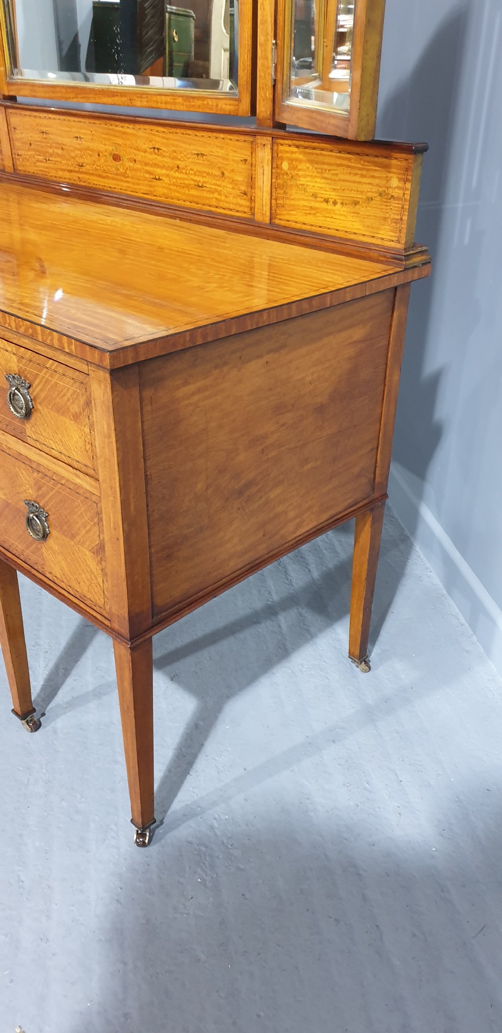 Superb Satinwood Dressing Table View X