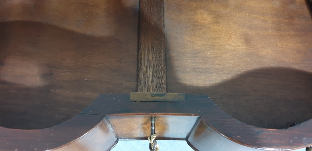 Top Quality Burr Walnut Chest of Drawers View VIII