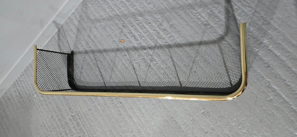 Regency Brass and Wire Fire Guard View V