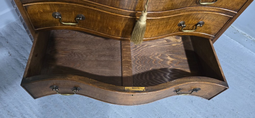 Small Serpentine Chest of Drawers View VI