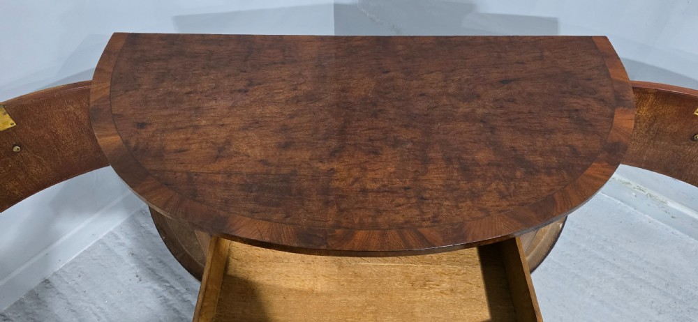 Very Pretty Georgian Inlaid Mahogany Bowed Sideboard View XI
