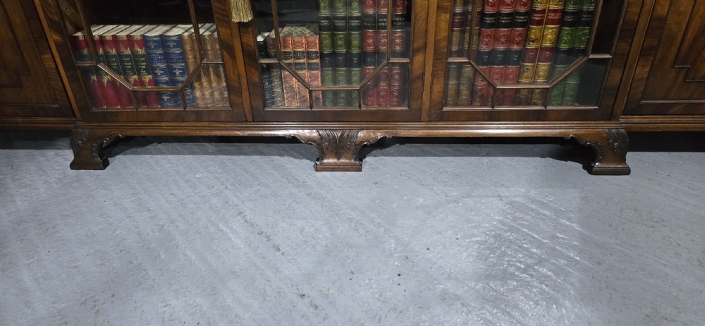 Magnificent Chippendale Mahogany Library Bookcase View VI