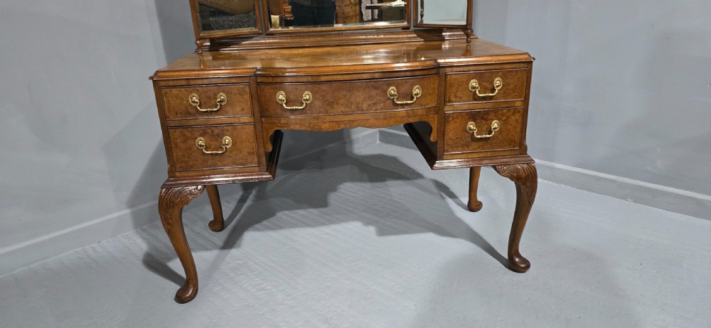 Very Nice Burr Walnut Dressing Table View VI
