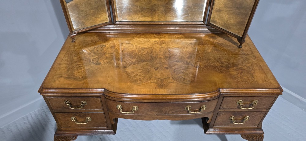 Very Nice Burr Walnut Dressing Table View VII