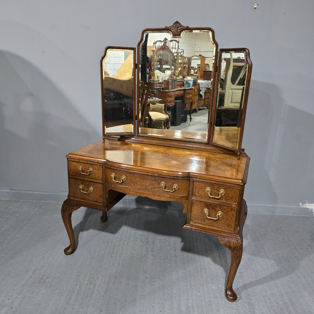 Very Nice Burr Walnut Dressing Table