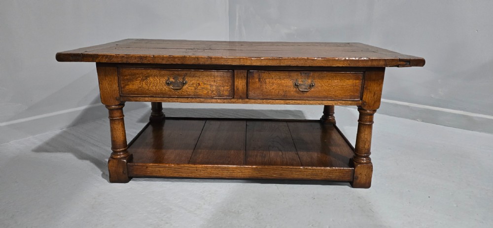 Top Quality Oak Coffee Table with Drawers View II