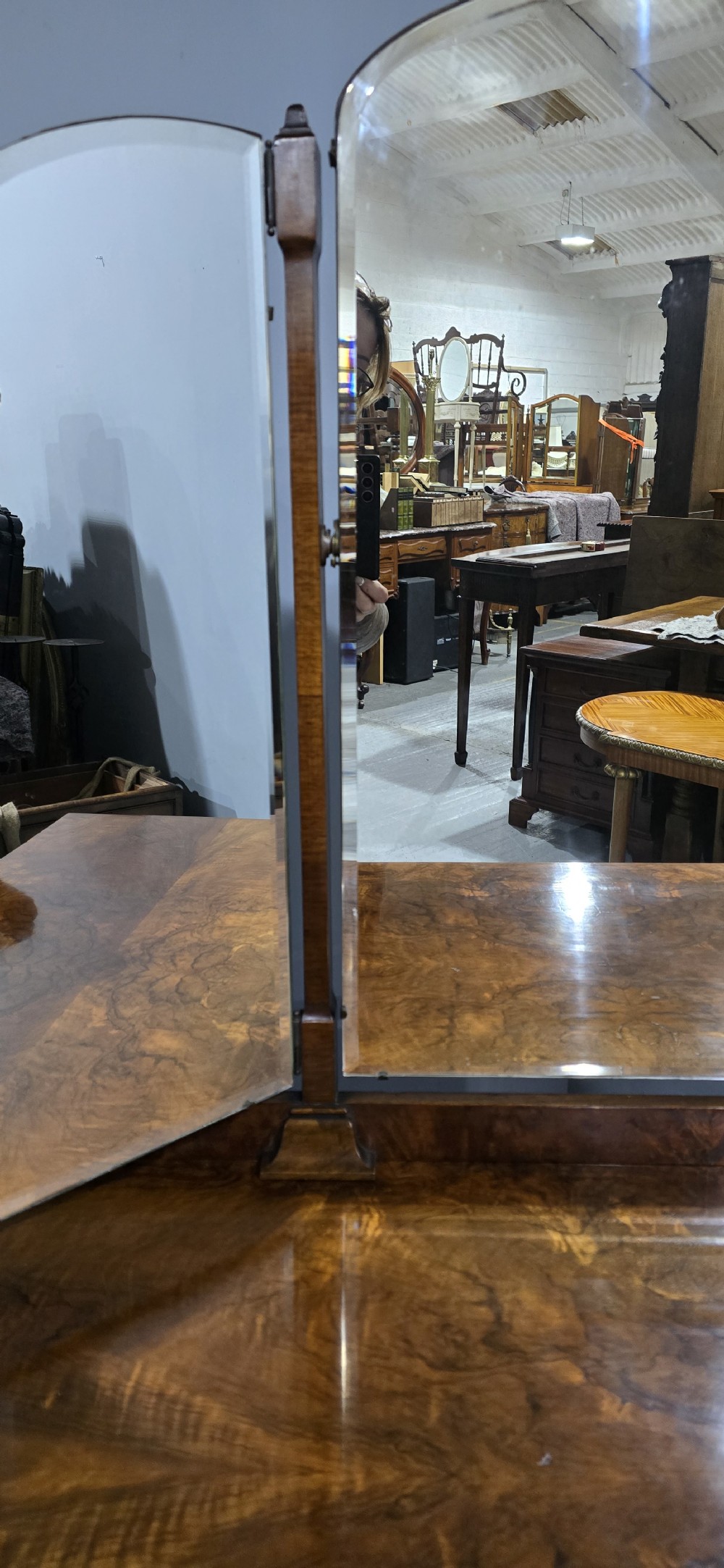 Lovely Quality Burr Walnut Dressing Table View IX