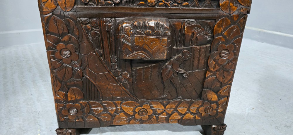 Top Quality Camphor Wood Chest View III