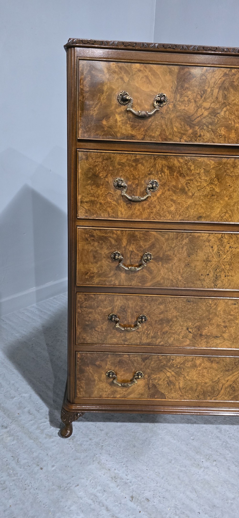 Excellent Quality Burr Walnut Chest of Drawers View II