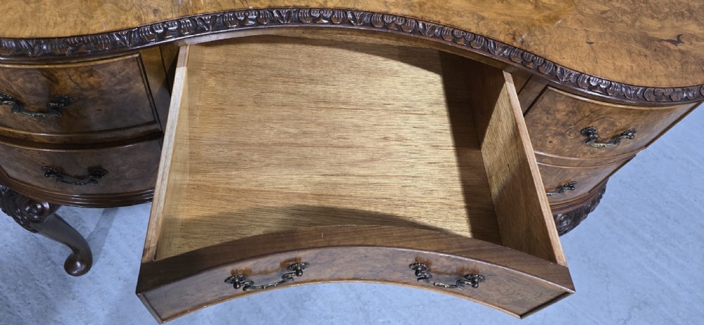 Queen Anne Burr Walnut Dressing Table View VII