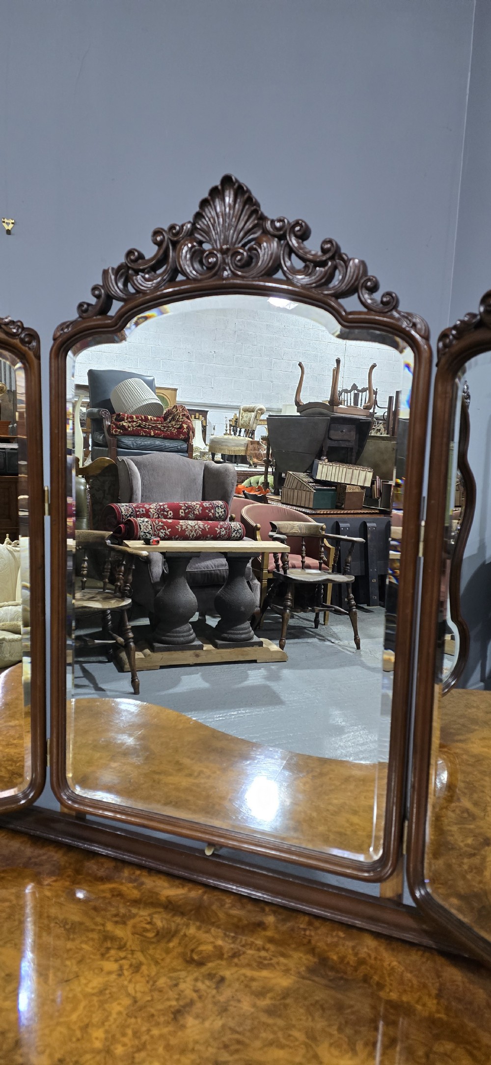 Queen Anne Burr Walnut Dressing Table View X