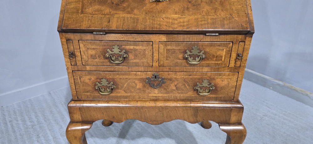 Outstanding Queen Anne Burr Walnut Bureau View IV