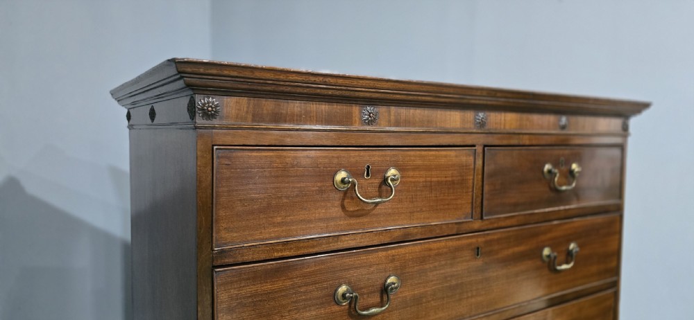 Top Quality Georgian Mahogany Chest on Chest of Drawers View VI
