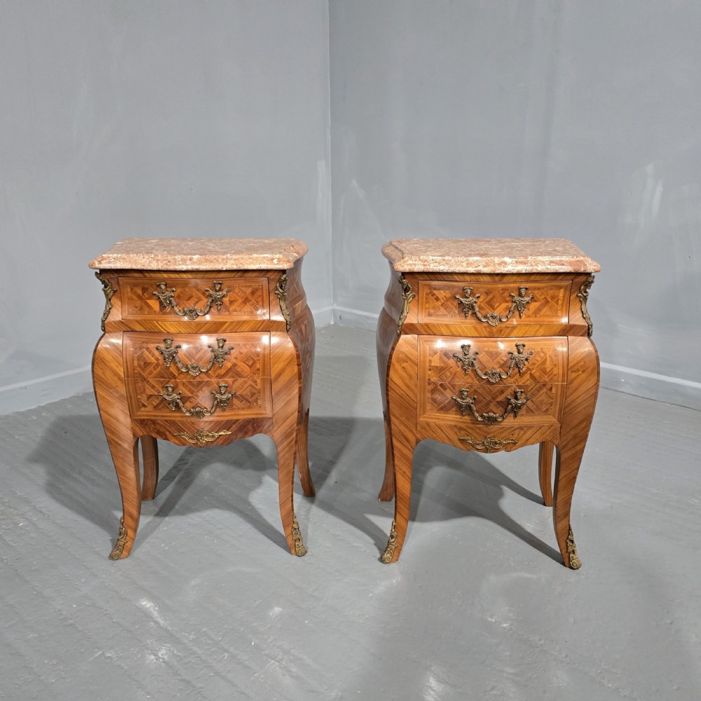 Superb Pair Commode Chests of Drawers