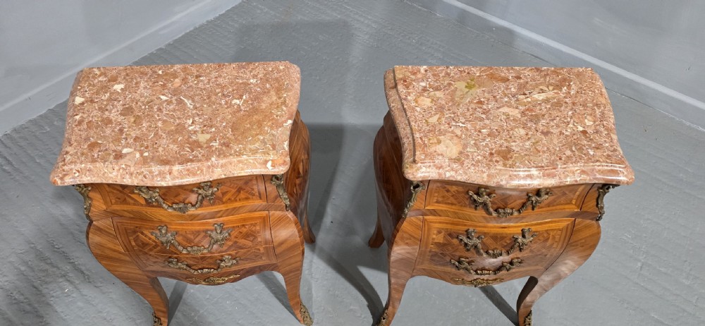 Superb Pair Commode Chests of Drawers View VI
