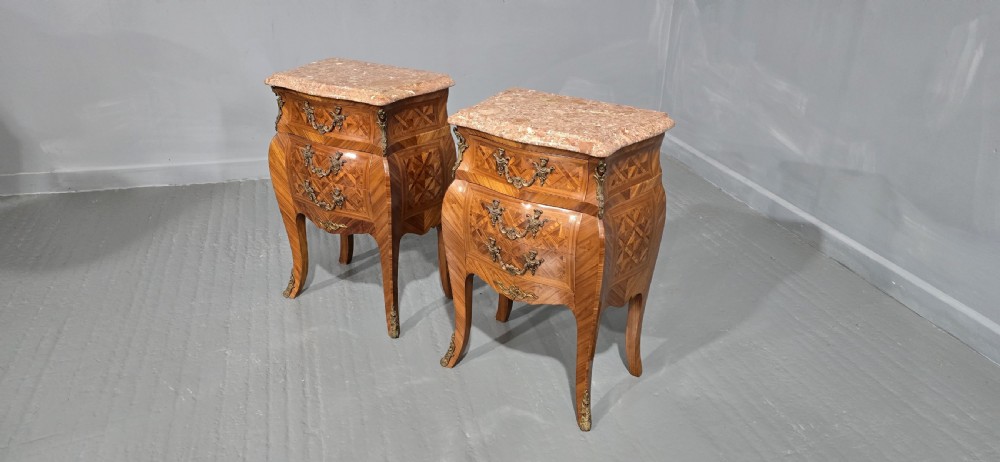 Superb Pair Commode Chests of Drawers View VII