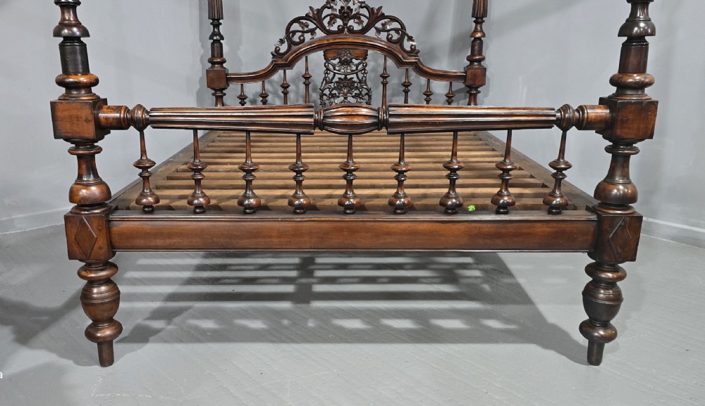 Fine  Quality Mahogany Super King Four Poster Bed View II