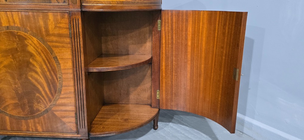 Top Quality Bowed Mahogany Sideboard View IV
