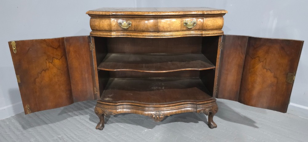 Superb Burr Walnut Commode Side Cabinet View XIV