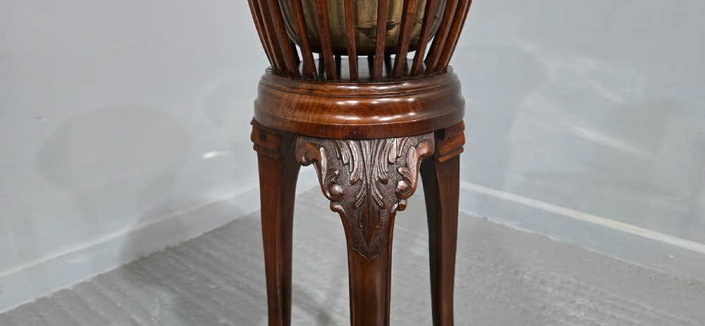 Excellent Mahogany Planter Jardinere Stand View V