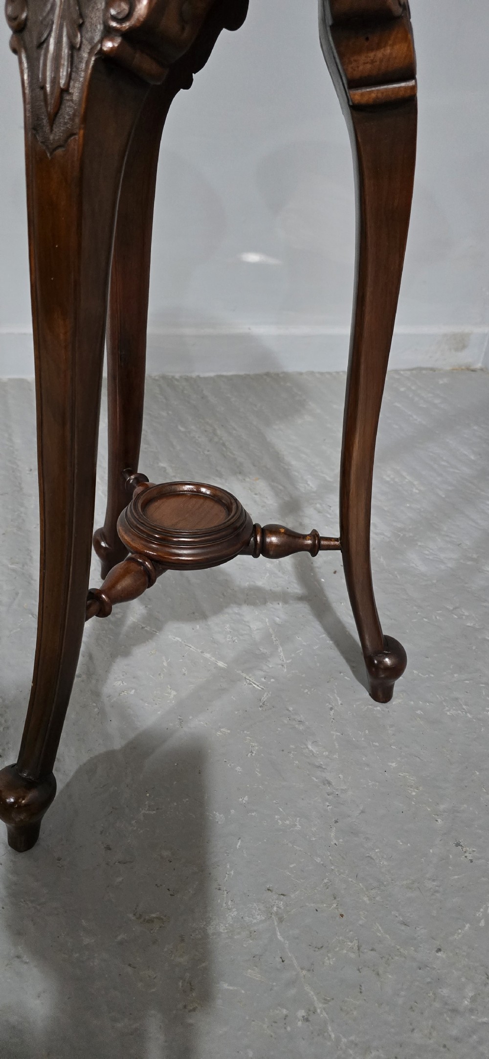 Excellent Mahogany Planter Jardinere Stand View VI
