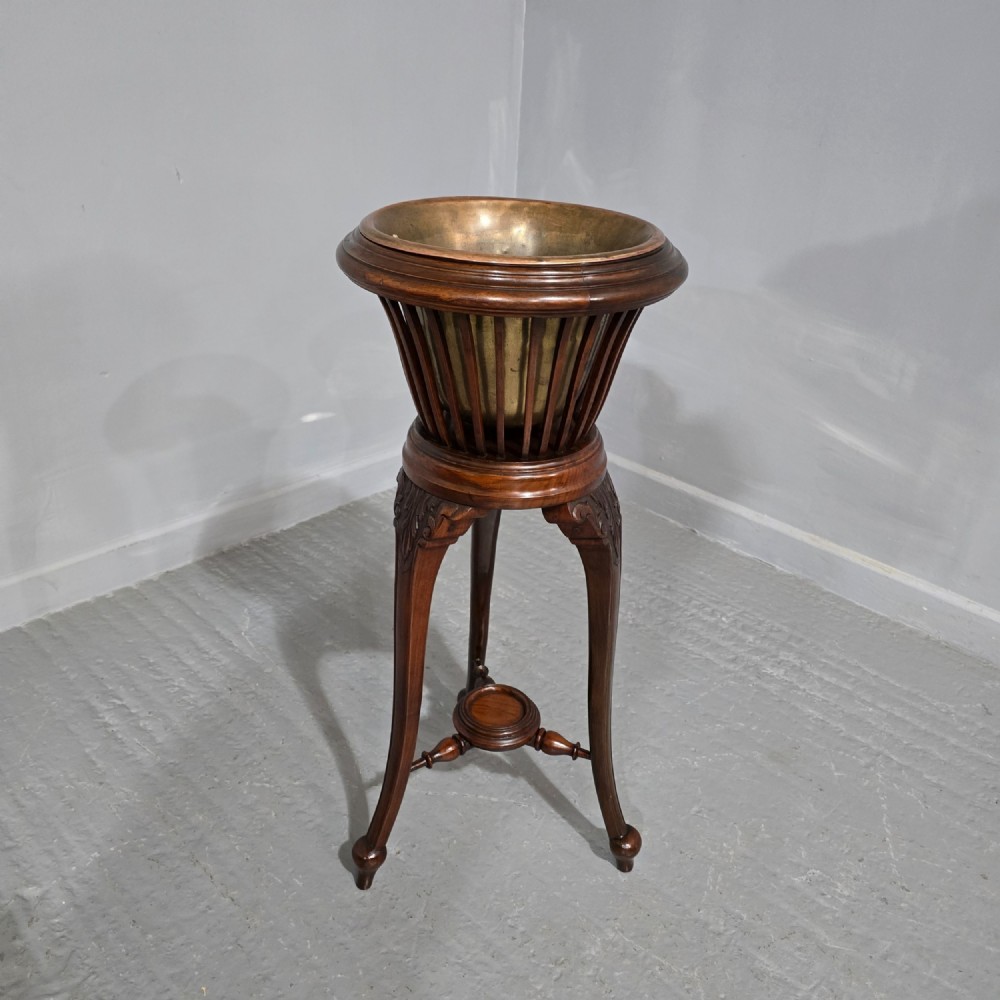Excellent Mahogany Planter Jardinere Stand