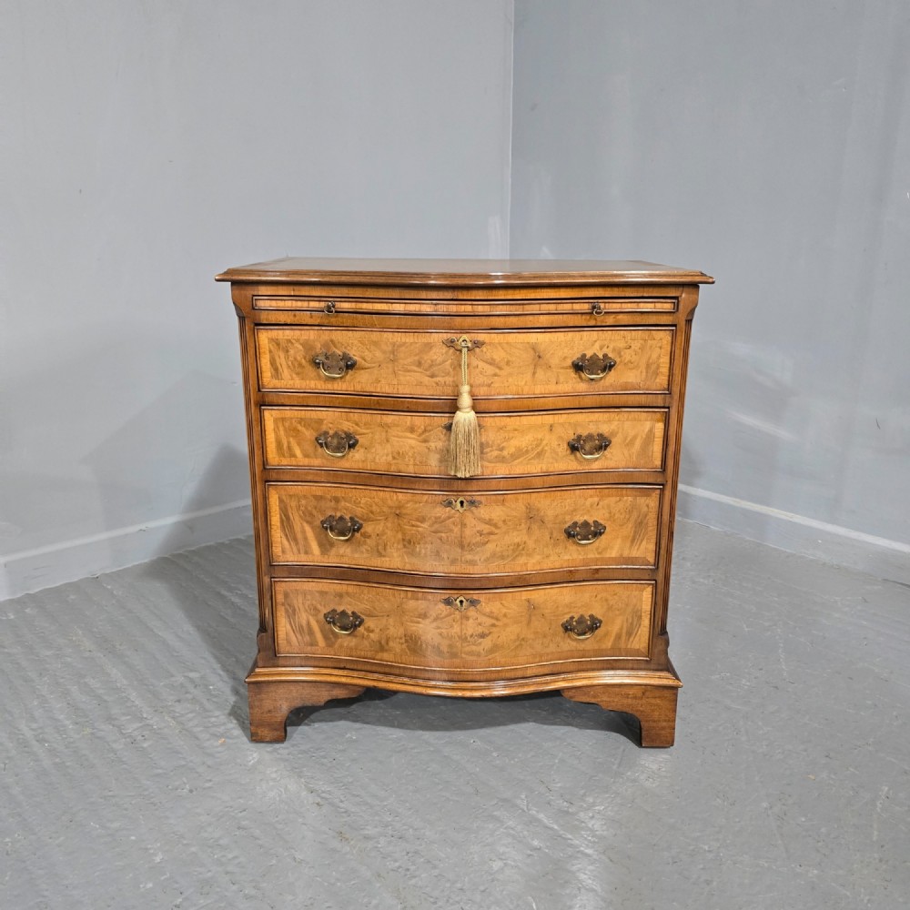 Top Quality Burr Walnut Chest of Drawers