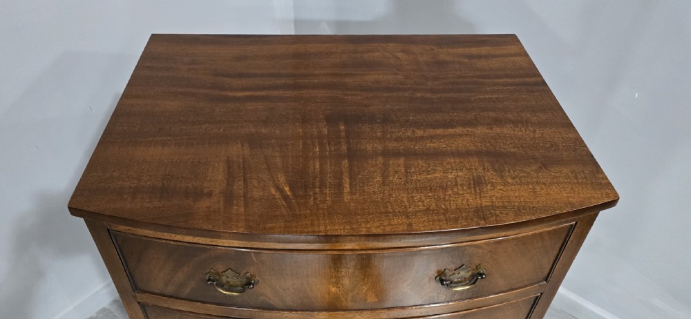 Tall Mahogany Chest of Six Drawers View V