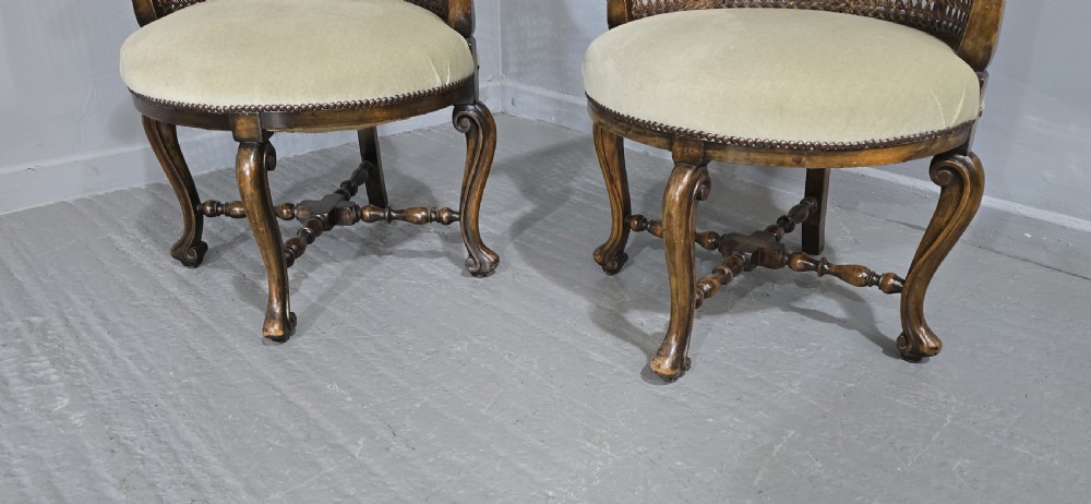 Very good Pair Bergere Tub Chairs View II