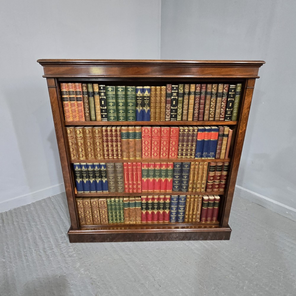 Excellent Quality Mahogany Open Adjustable Library Bookcase