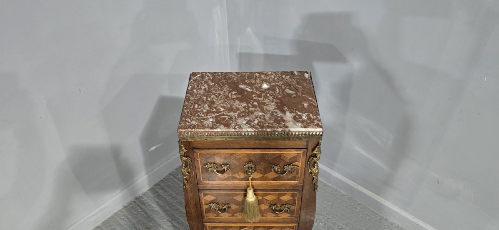 Very Pretty French Chest of Drawers View VI