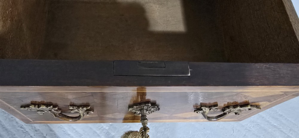 Very Pretty French Chest of Drawers View VIII