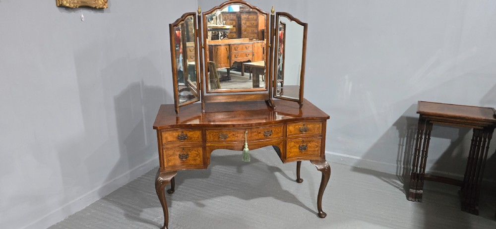 Super Serpentine Burr Walnut Dressing Table View IX