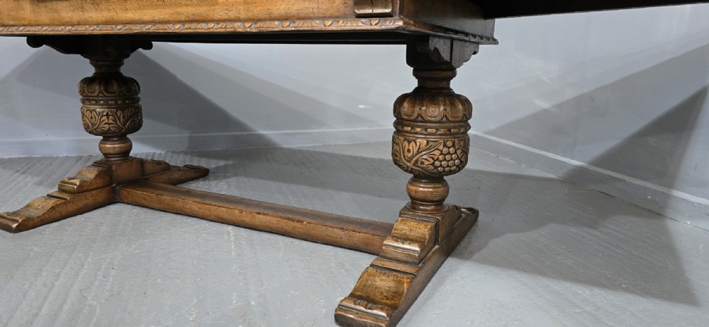 Outstanding Oak Refrectory Farmhouse Dining Table View VII