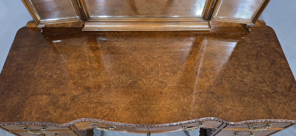 Superb Queen Anne Burr Walnut Dressing Table View XII