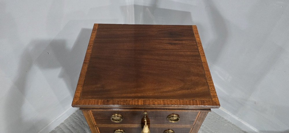 Top Quality Mahogany Inlaid Chest of Small Proportions View VI