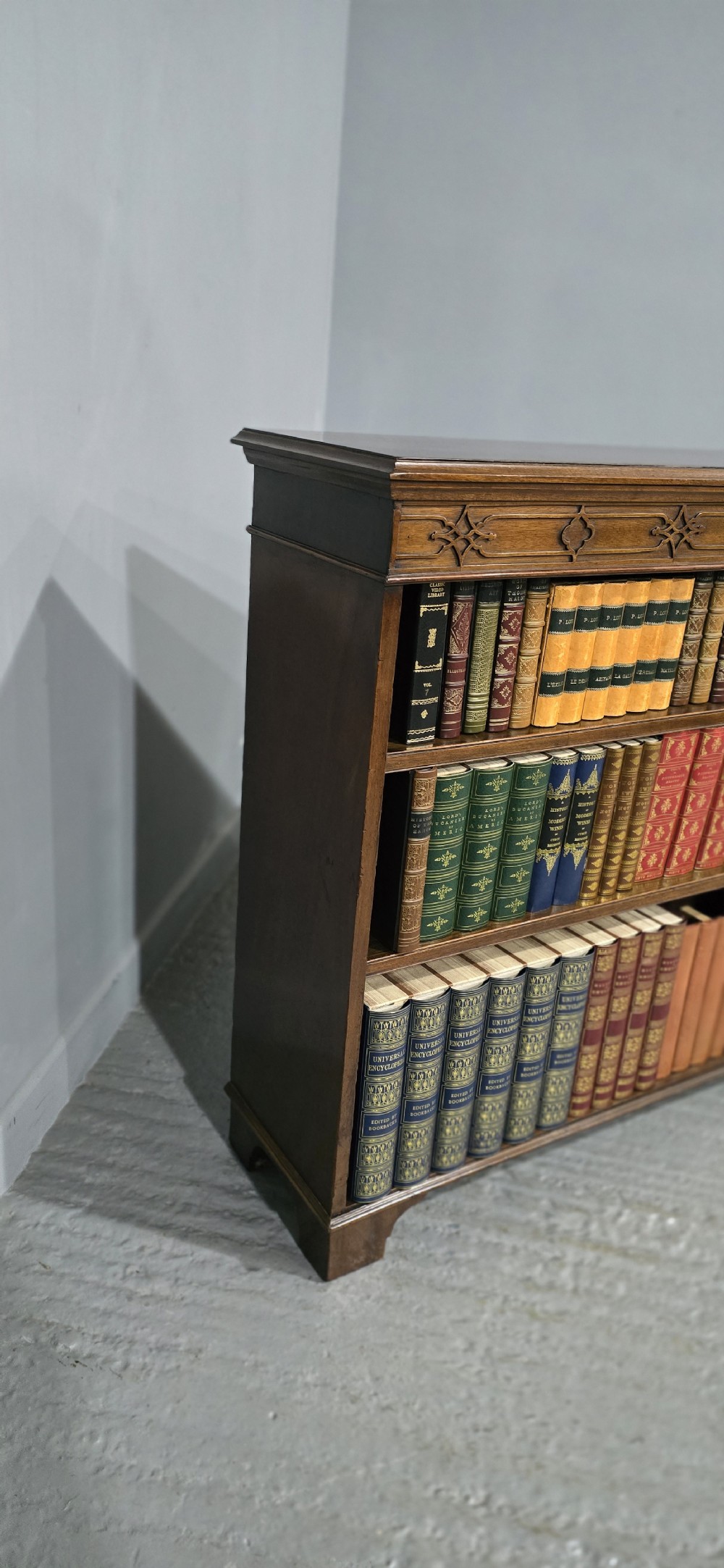 Good Mahogany Low Open Adjustable Bookcase View VI