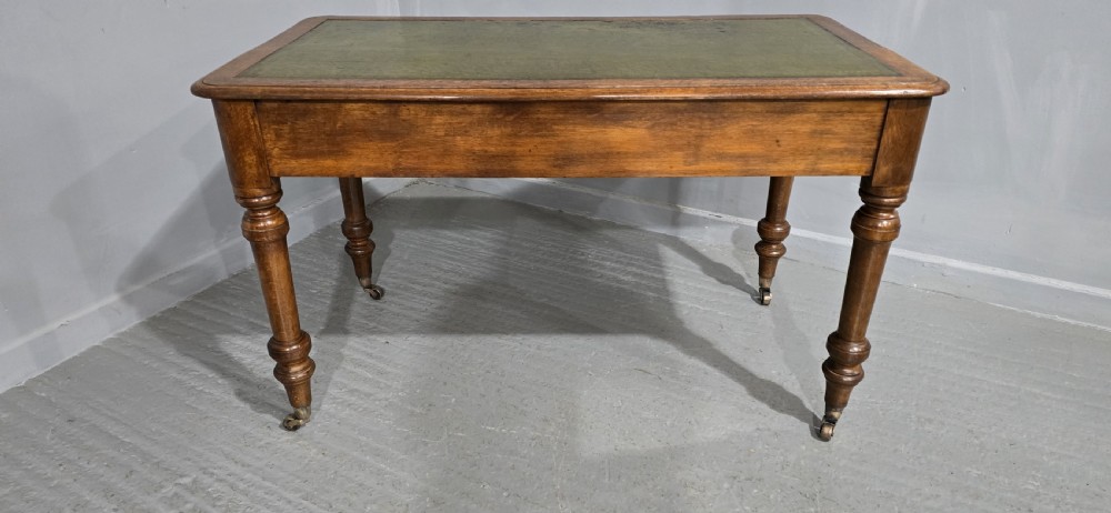 Very Good Victorian Oak Writing Desk View IX