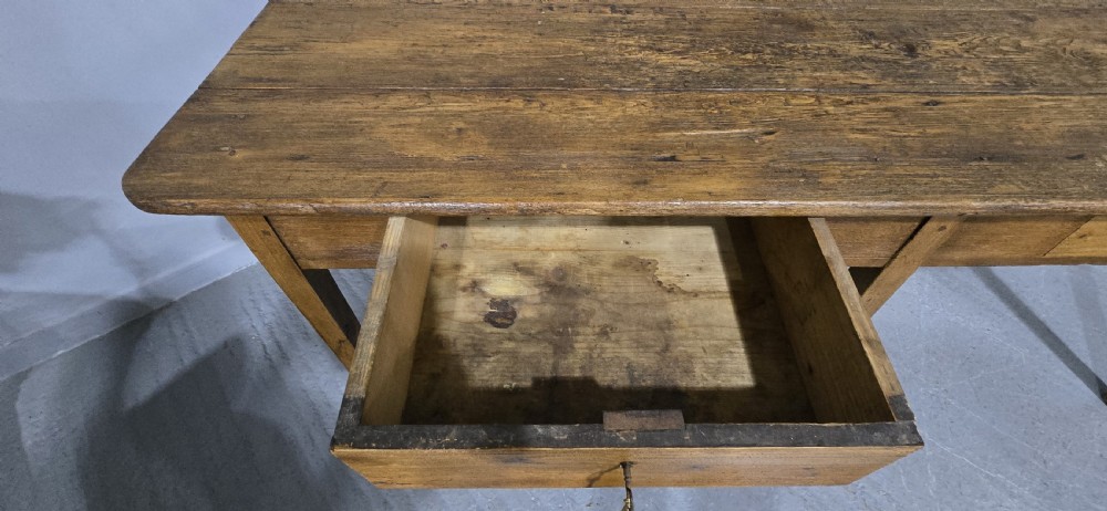 Good French Pine Refrectory Farmhouse Kitchen Dining Table View V