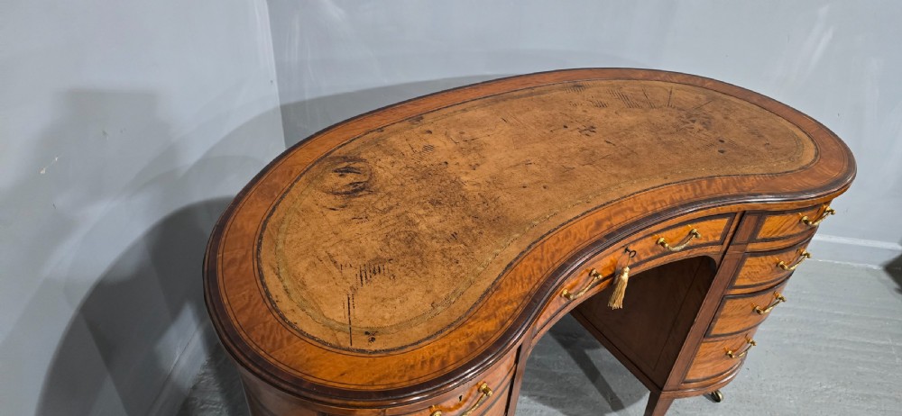 Fine English Satinwood Kidney Desk View XIII