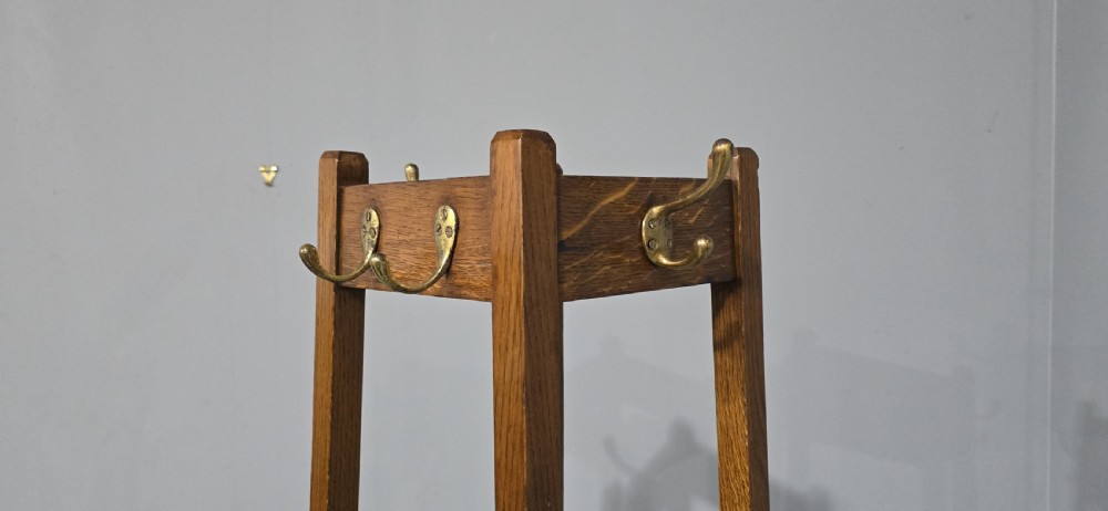 Oak Coat Stick Stand View V