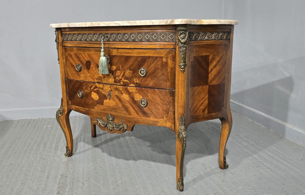 Superb Bombe Inlaid  Walnut Commode Chest of Drawers View V