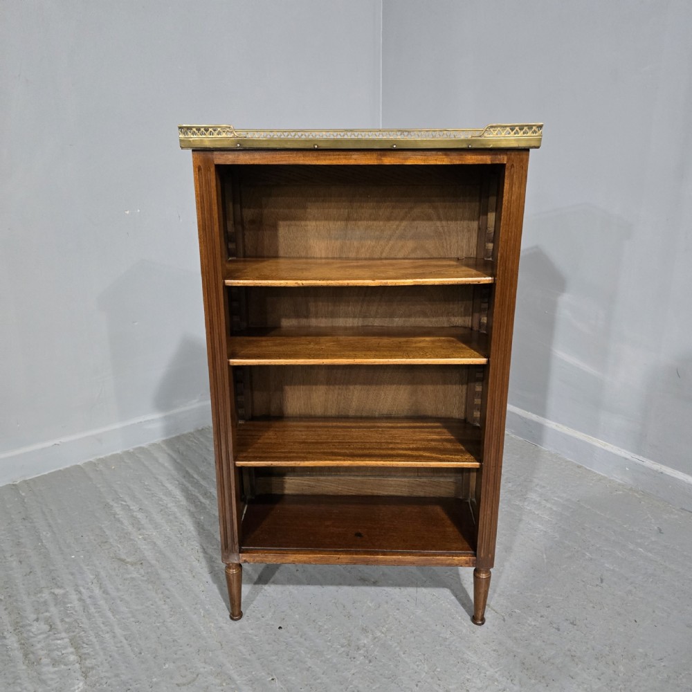 Fine French Walnut Bookcase of Small Proportions View VI