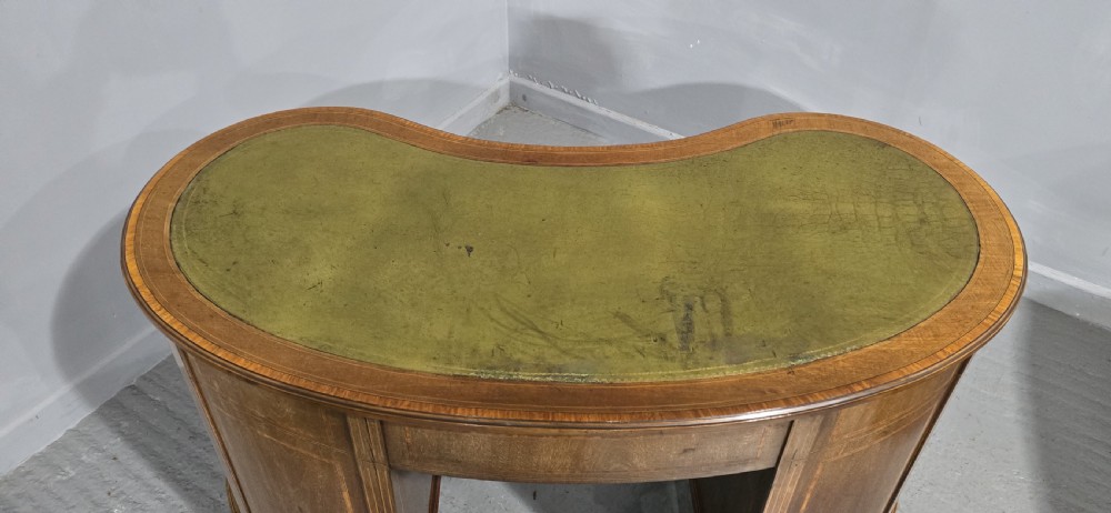Super Kidney Shaped Mahogany Desk View XIV