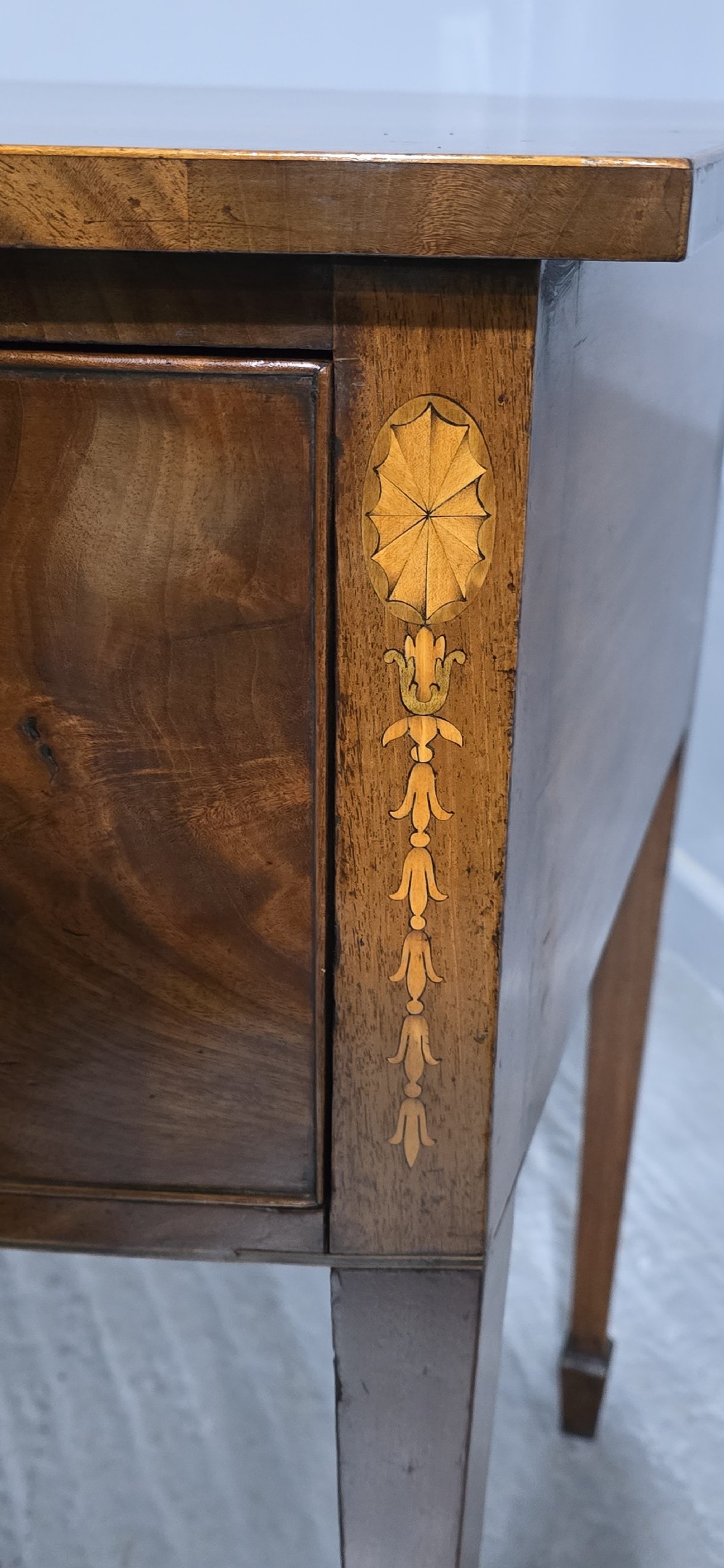 Georgian Mahogany Sideboard of Small Proportions View V