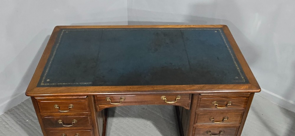 Superb Mahogany Pedestal Desk View VII