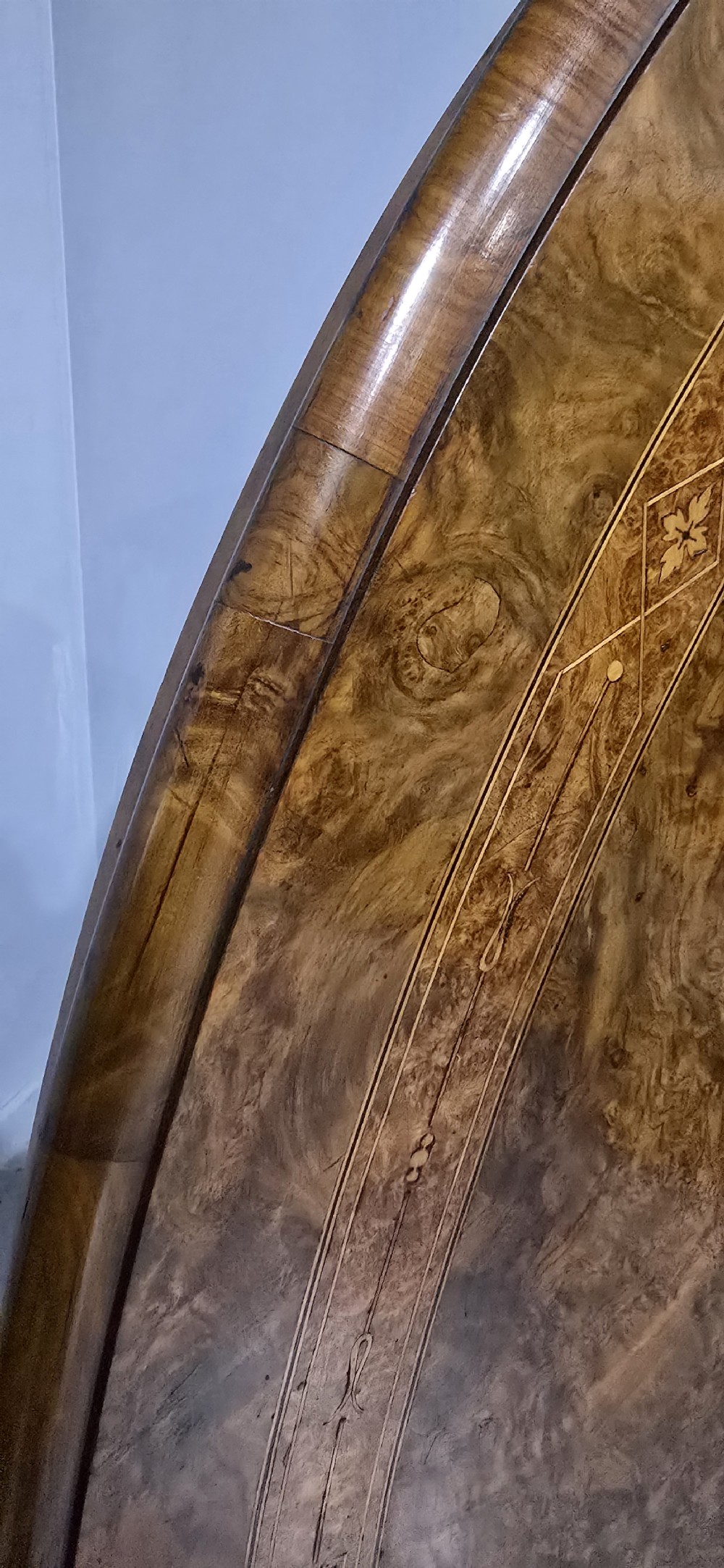 Superb Burr Walnut Dining Table View X